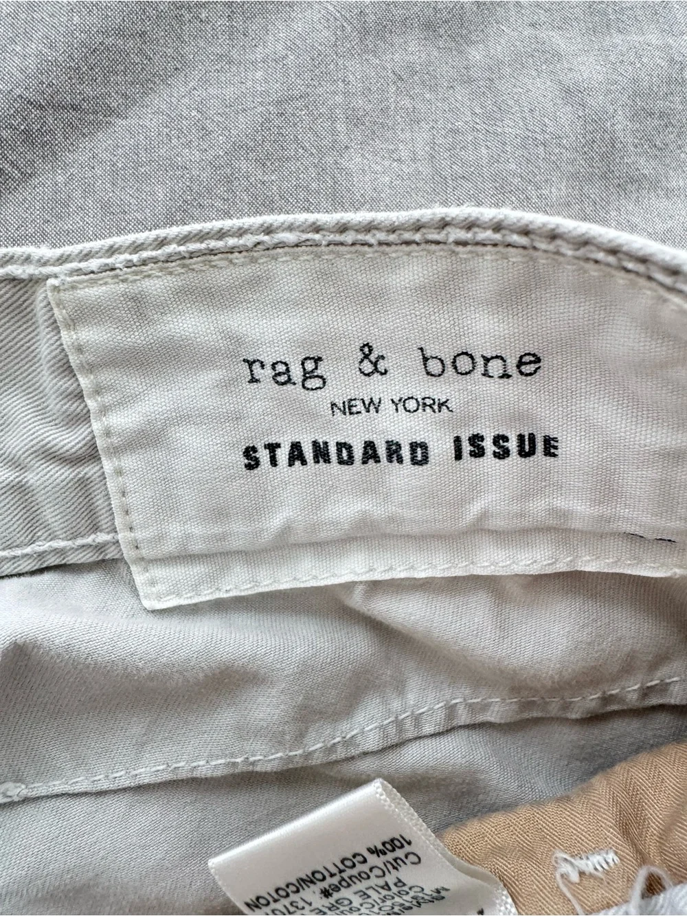 rag & bone Standard Issue 9” Inseam Flat Front Casual Shorts Waist 30